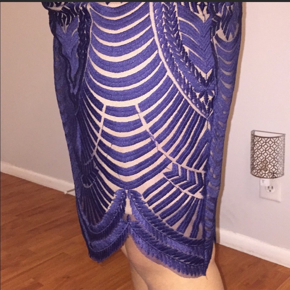 Dress - Picture 6 of 6